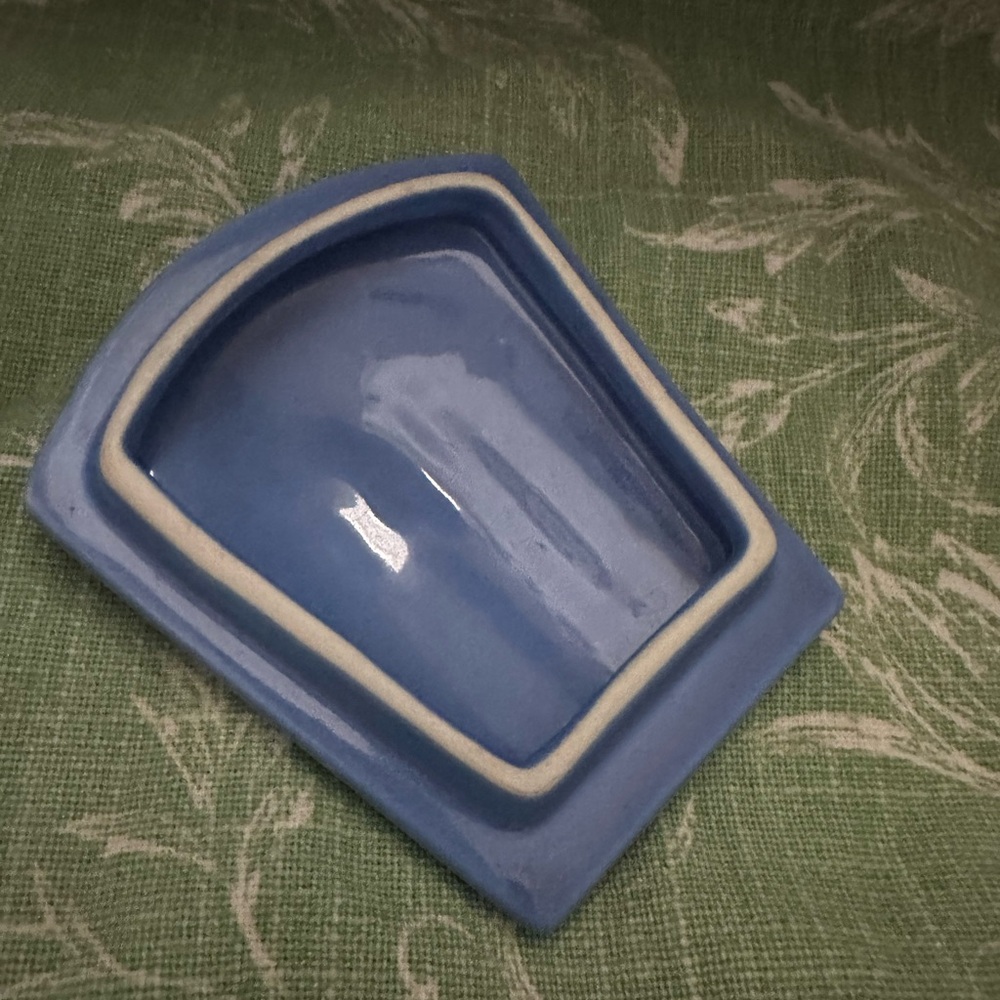 Blue teapot pitcher made for Westinghouse by Hall China - Picture 4 of 6